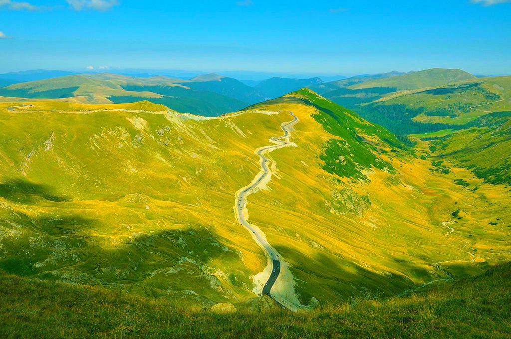 Transalpina, unul dintre cele mai frumoase drumuri montane din România FOTO: Saturnian/Wikimedia Commons