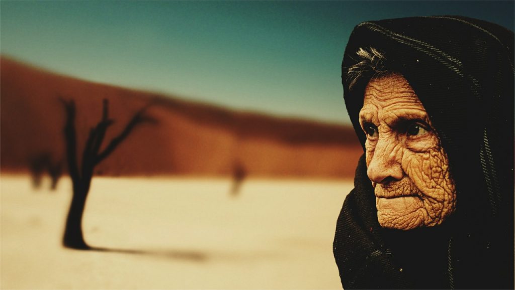 Cea mai bătrână femeie din lume FOTO: jarmoluk/Pixabay.com