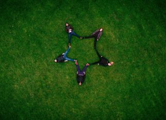 Anatomia unei relații încâlcite: bunii noștri prieteni imaginari FOTO: Pexels/Pixabay.com