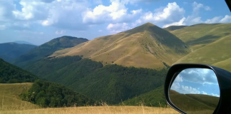 Transbaiul. Cu mașina în munţi, la 1.800 de metri. Cine este pentru? FOTO: Captură Youtube/Adventure-sports.ro