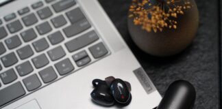 Ce accesorii trebuie să cumperi alături de un laptop