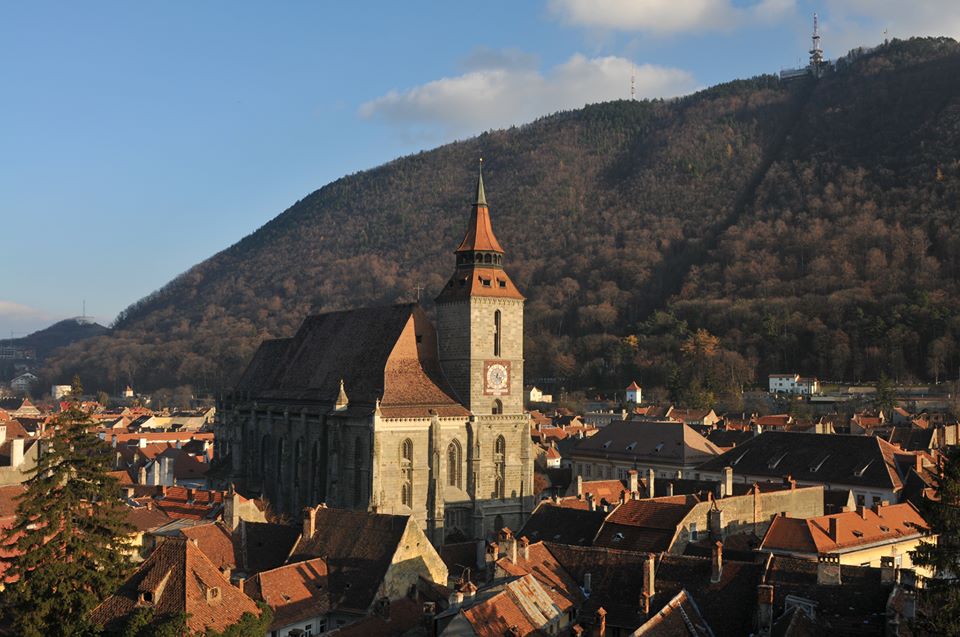 Potrivit ultimelor studii, Brașovul este cel mai curat oraș din România. Foto: Andreea Dogar
