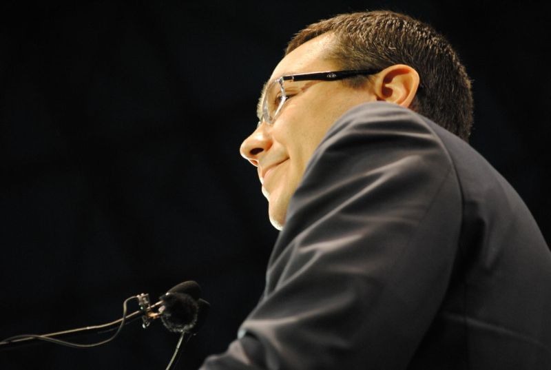 Victor Ponta și-a dat demisia FOTO: Ionuț Fantaziu