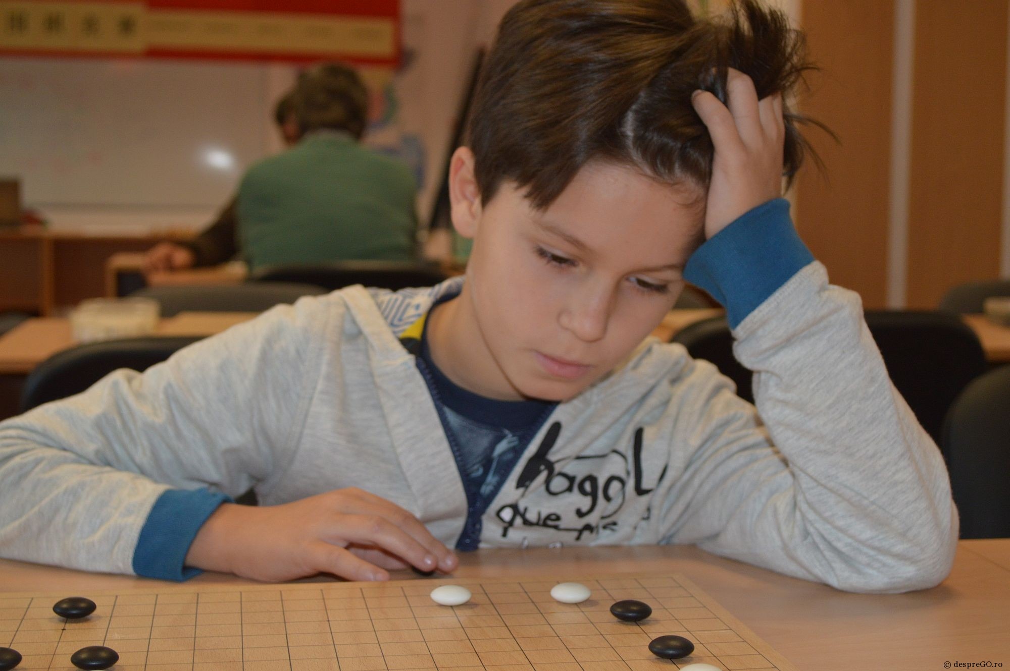 Denis Dobranis este cel mai bun tânăr jucător de Go al Europei. Are doar 11 ani (bistrițeanul.ro)