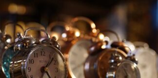 Trecem la ora de iarnă. 4 lucruri de știut despre schimbarea orei FOTO: makabera/Pixabay.com