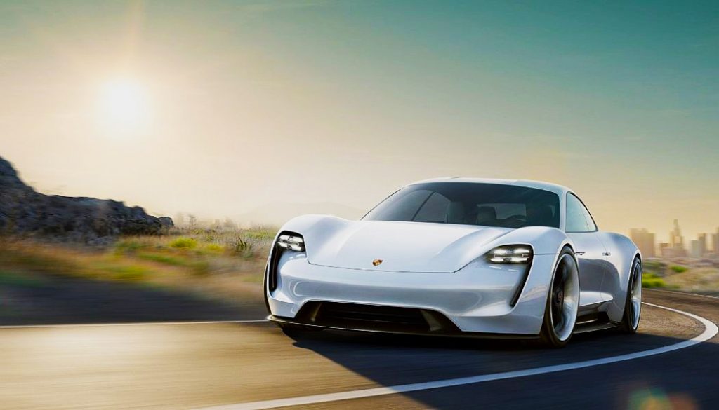 Porsche e unul dintre constructorii de mașini care au prezentat cel puțin un automobil electric FOTO: Porsche