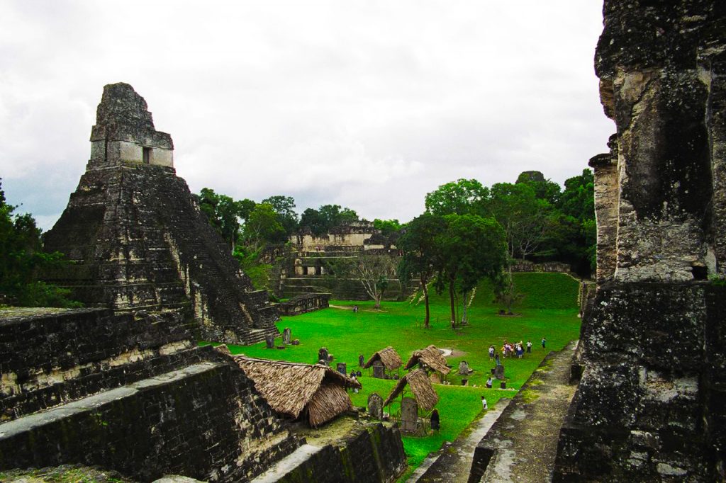 Templu din Tikal, Guatemala FOTO: Bruno Girin/Wikimedia Commons