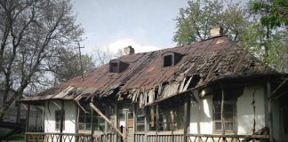 Clacă pentru repararea casei lui George Enescu Așa arăta Casa Enescu înainte de începerea lucrărilor de reabilitare (observatorulurban.ro)