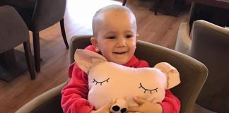 Fetiță de 2 ani salvată de la orbire. Cum poți ajuta și tu alina buhna