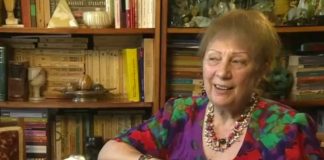 O profesoară din România le oferă elevilor olimpici premii din pensie Maria Panaitopol