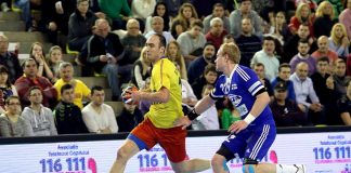 Victorie mare pentru România. Handbaliștii visează la o nouă calificare Valentin Ghionea a fost cel mai bun jucător al tricolorilor în Belarus (Facebook)