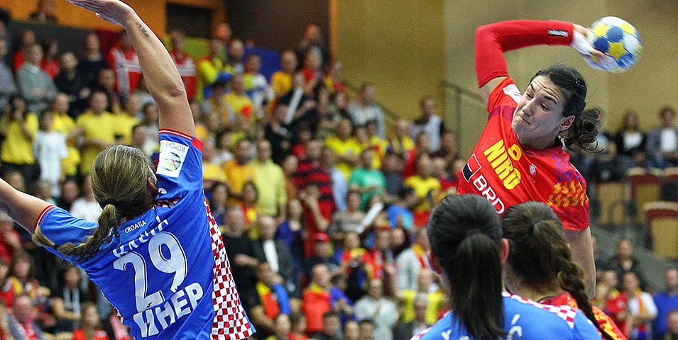 Cristina Neagu este vedeta naționalei de handbal a României (Foto: Zsolt Halmagyi /swe2016.ehf-euro.com/)