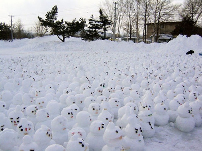 oameni de zăpadă