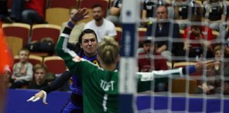 Asta a fost Toft! România a ratat medaliile la Campionatul European Din două mingi trimise pe poartă de românce, daneza Sandra Toft a reușit să pareze una (Marius Ionescu - swe2016.ehf-euro.com)