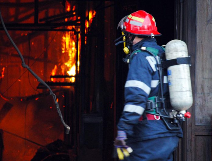 A luat foc clubul Bamboo FOTO: Ionuț Fantaziu/GreatNews