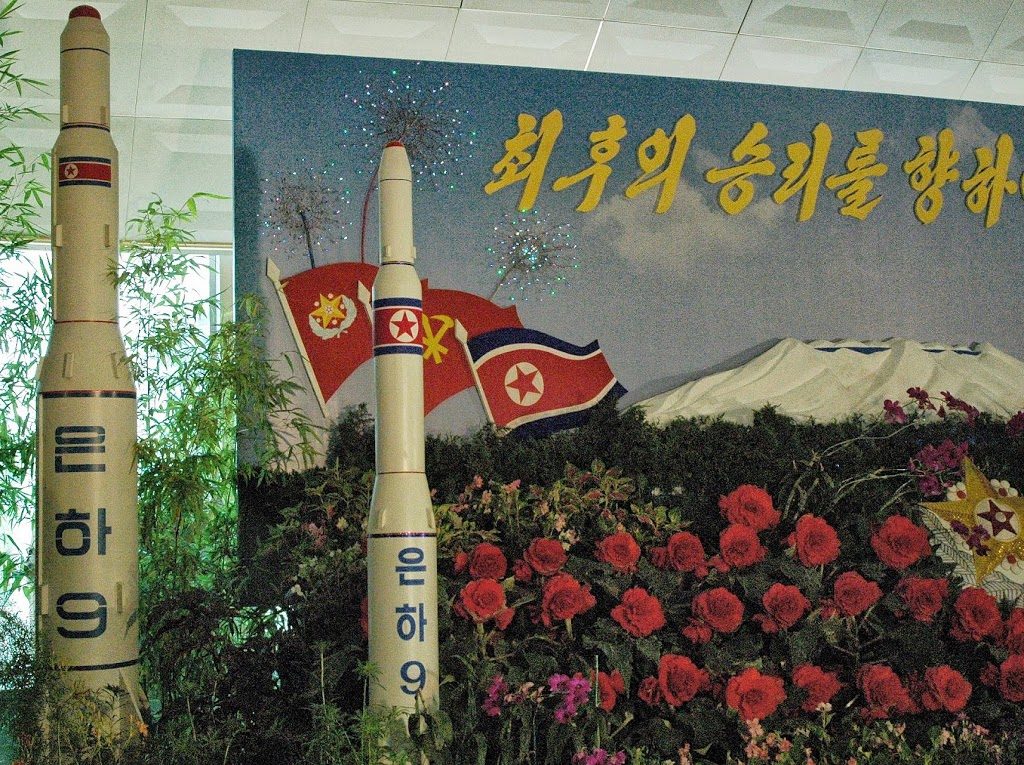 Nord-coreenii își expun bombele inclusiv la expozițiile de flori FOTO: Steve Herman/voanews.com/via Wikimedia