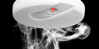 Cinci metode prin care puteți preveni un incendiu în casa dumneavoastră Pentru a vă proteja casa de incendiu instalați senzori de temperatură și senzori de gaz (Foto: Flickr / Mar300k)