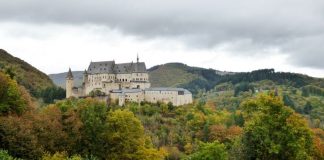 Ocazie: loc de muncă în Luxemburg. Salariu bun, cazare şi 3 mese gratuite Castelul Vianden Luxemburg