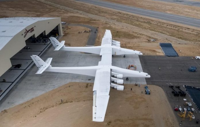 FOTO: stratolaunch.com