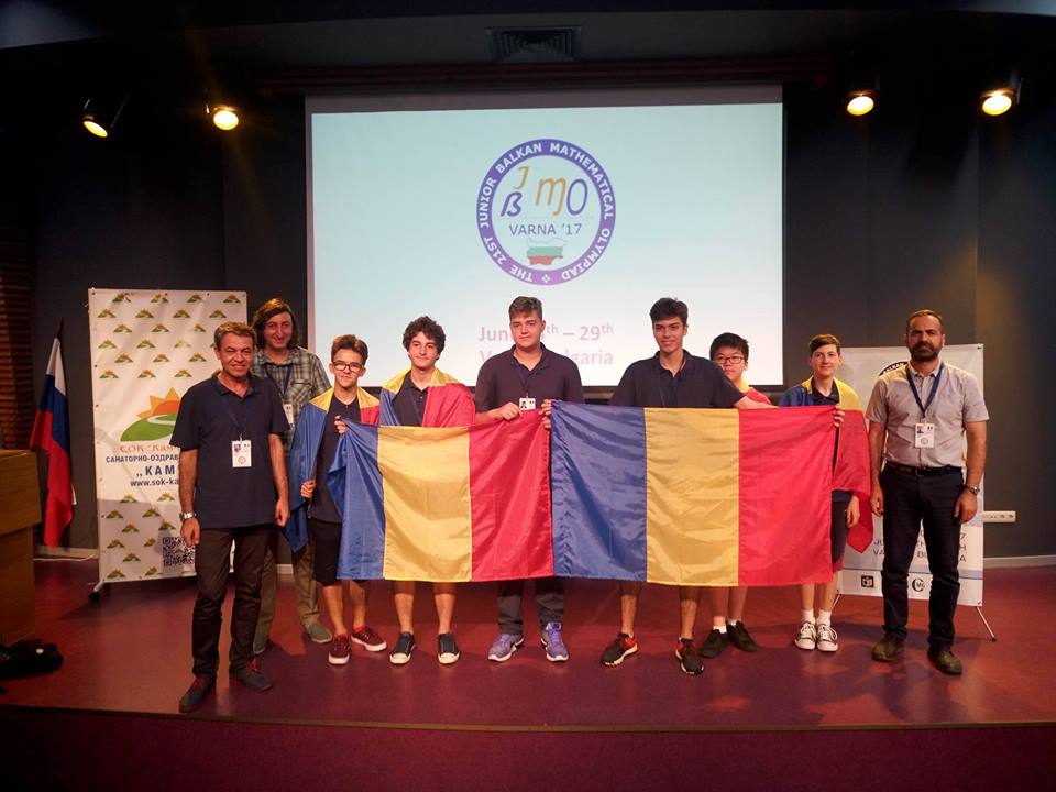 Elevii români au strălucit la Olimpiada Balcanică de Matematică pentru Juniori. Foto: Societatea de Științe Matematice din România