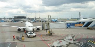 Locuri de muncă în aeroporturi din România și din două țări prospere. 550 lei / zi, comision 0 locuri de muncă aeroport