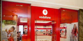 Campanie uriașă de angajări la Vodafone, în 46 de orașe. Angajații ce câștigă peste 3.500 lei net / lună magazin vodafone jobs joburi la vodafone