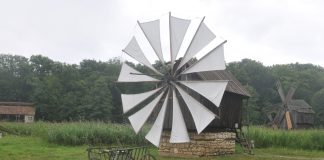 Locul din România unde poți vedea singura moară cu pânze care s-a păstrat la noi în țară muzeul astra sibiu case obiective turistice