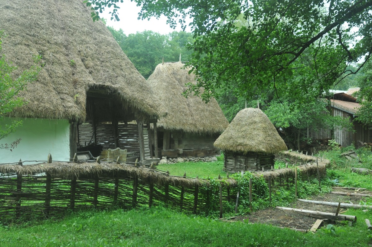 muzeul astra sibiu case obiective turistice