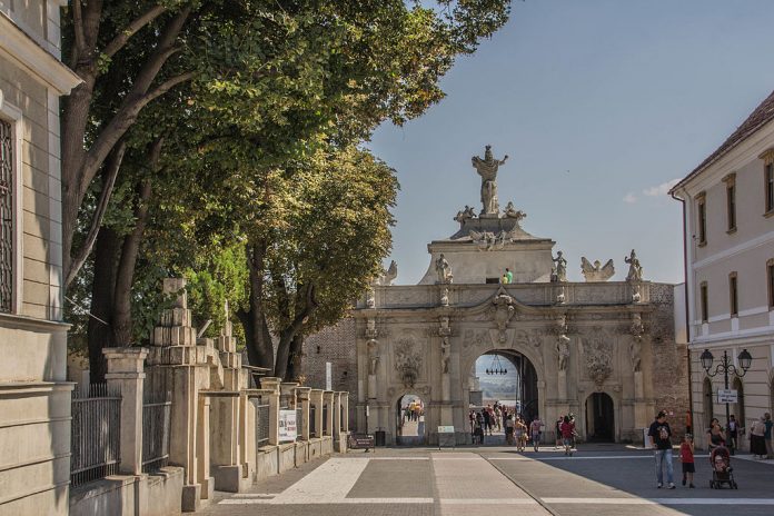 alba iulia cetatea carolina