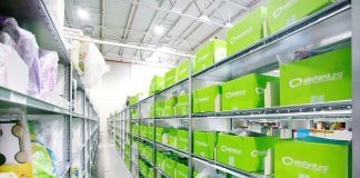 Locuri de muncă la elefant.ro. Lista cu posturile disponibile Locuri de muncă la elefant.ro. Coletele verzi sunt o marcă a companiei. Foto: elefant.ro