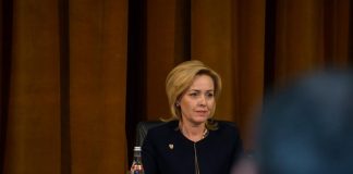 Cine o asculta pe Carmen Dan? Ministrul de Interne a găsit un microfon ascuns în casă Carmen Daniela Dan. Foto: Facebook