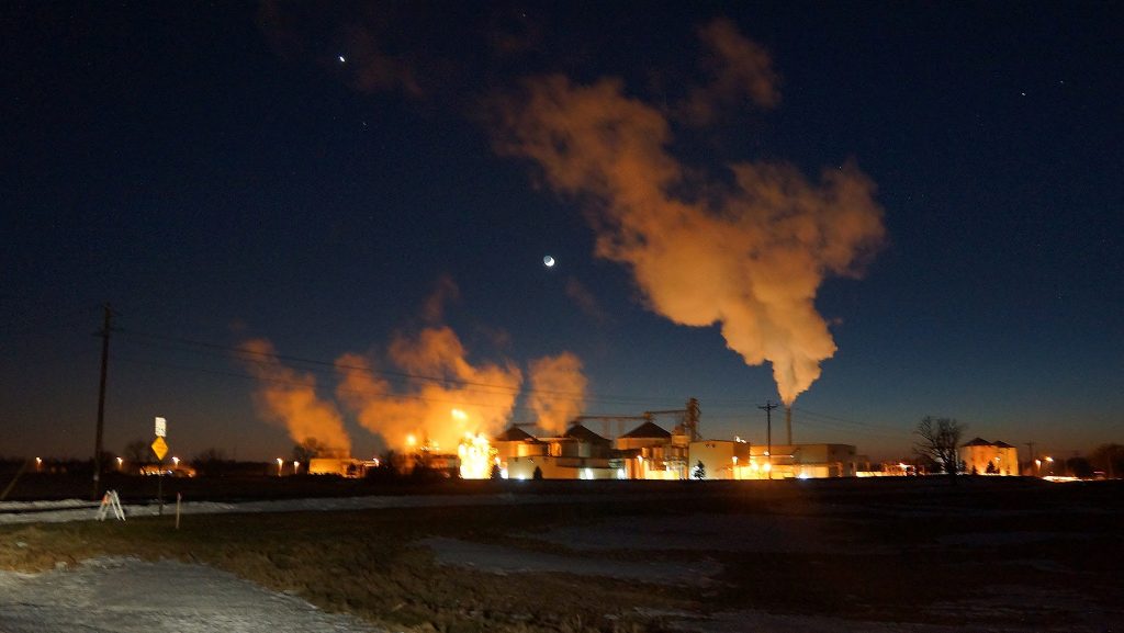 Fabrică de etanol. Foto: chumlee10 / Flickr