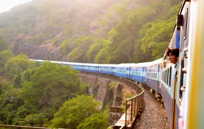 tren călătorie cfr călători