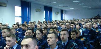 Lege propusă de PSD: Ratele la casă ale polițiștilor și militarilor, plătite de stat poliția română polițiști