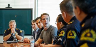 Reclamele politice, interzise pe Facebook. De ce se teme Mark Zuckerberg mark zuckerberg facebook