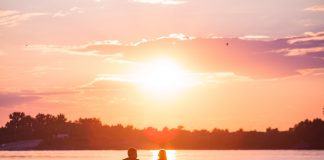 Festivalul 3 Smoked Olives Island. Muzică electronică în inima Dunării Festivalul 3 Smoked Olives Island