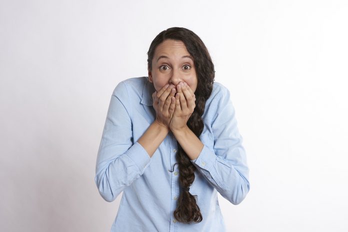 cat pastreaza femeile un secret