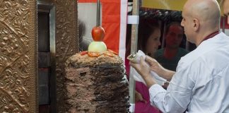 50 de oameni au ajuns la spital după ce au mâncat într-un fast food shaorma toxiinfecție