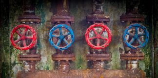 Comuna din România care s-a săturat să aștepte. Își face singură rețea de alimentare cu apă