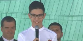 Povestea băiatului de la țară care a învățat singur informatica și a ajuns olimpic internațional