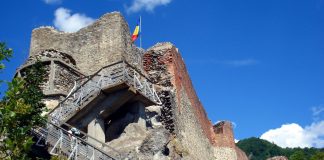 Cetatea din România care se vizitează doar sub supravegherea jandarmilor FOTO: Emmanuel BRUNNER/Wikimedia Commons