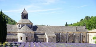 Cele mai frumoase zone din Franța. 7 regiuni de care vă veți îndrăgosti Cele mai frumoase regiuni din Franța