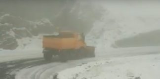 Prima zăpadă din sezon. Stratul atinge deja 10 cm | VIDEO prima zăpadă