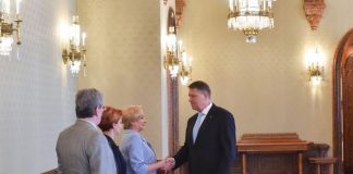 Lui Klaus Iohannis nu-i place bugetul: ”Este inacceptabil să vinzi iluzii românilor” FOTO: Gov.ro