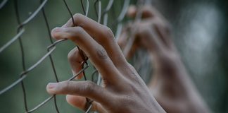 Închisoare pentru cei care publică imagini nud ale unei persoane fără consimțământul acesteia