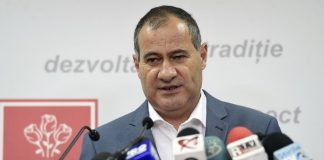 Țuțuianu și Neacșu, dați afară din PSD. Dragnea: ”Nu suntem un partid de maimuțe”