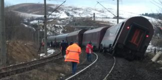 Încă un tren a deraiat. Este al 3-lea în mai puțin de două săptămâni tren deraiat hunedoara
