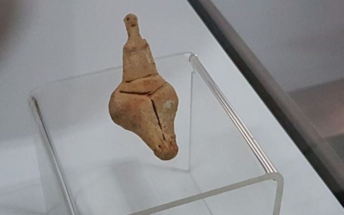 statuetă lipia județul buzău 6.000 de ani