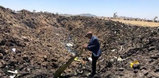 În culisele tragediei. Căpitanul avionului prăbușit cu 157 de oameni la bord ”a vrut să se întoarcă”