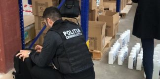 Ofițer de poliție de la un penitenciar, prins cu droguri la concert FOTO: Poliția